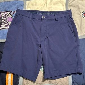 Men’s vineyard vines shorts